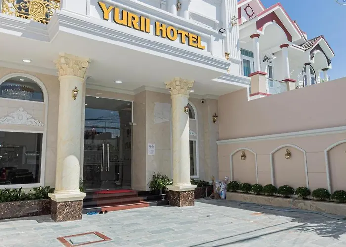 Yurii Khách sạn 2*